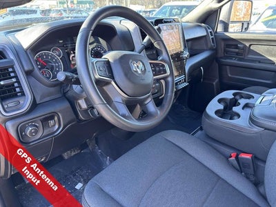 2026 RAM Ram 2500 RAM 2500 BLACK EXPRESS CREW CAB 4X4 6'4' BOX