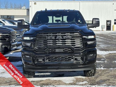 2026 RAM Ram 2500 RAM 2500 BLACK EXPRESS CREW CAB 4X4 6'4' BOX