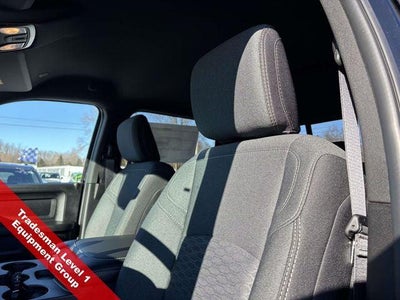 2026 RAM Ram 2500 RAM 2500 BLACK EXPRESS CREW CAB 4X4 6'4' BOX