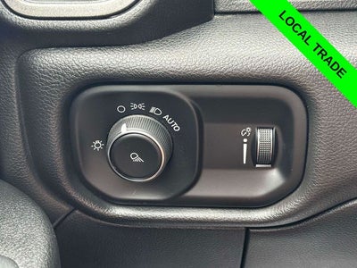 2022 RAM 2500 Tradesman Crew Cab 4x4 6'4' Box
