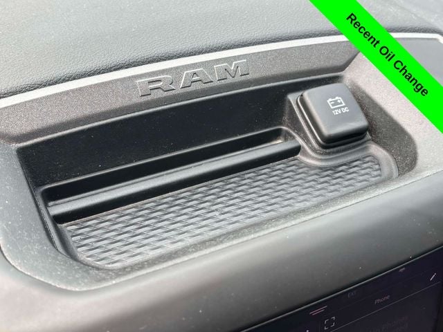 2022 RAM 2500 Tradesman Crew Cab 4x4 6'4' Box