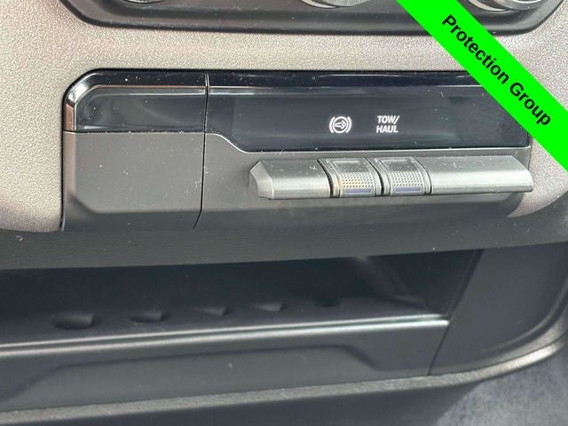 2022 RAM 2500 Tradesman Crew Cab 4x4 6'4' Box