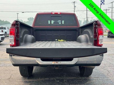 2022 RAM 2500 Tradesman Crew Cab 4x4 6'4' Box