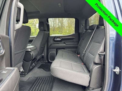 2022 Chevrolet Silverado 1500 4WD Crew Cab Short Bed RST