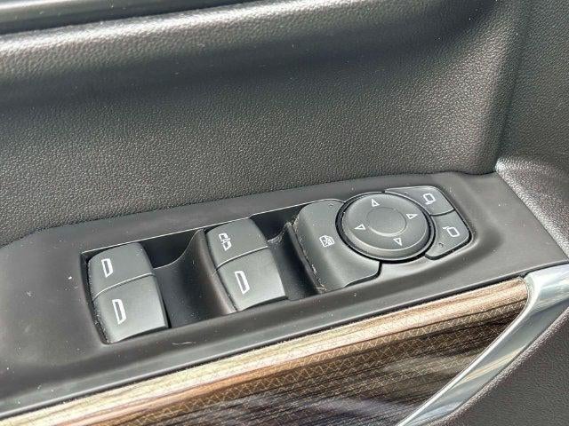 2020 Chevrolet Silverado 1500 4WD Crew Cab Short Bed RST