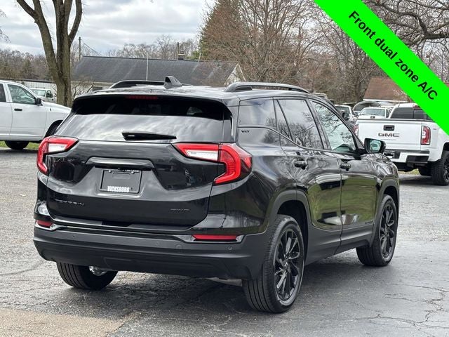 2023 GMC Terrain AWD SLT