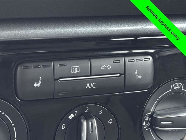 2018 Volkswagen Beetle Convertible 2.0T Coast