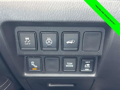 2020 Nissan Pathfinder Platinum 4WD