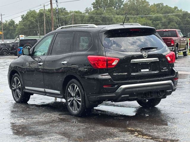 2017 Nissan Pathfinder Platinum