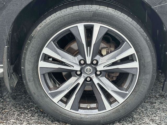 2017 Nissan Pathfinder Platinum