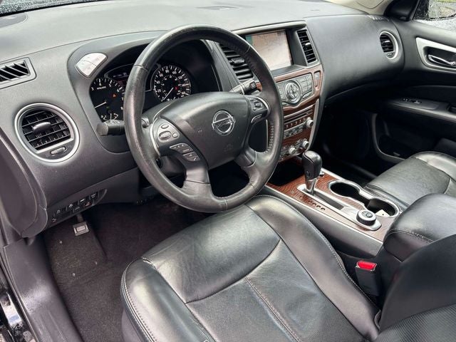 2017 Nissan Pathfinder Platinum