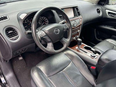 2017 Nissan Pathfinder Platinum