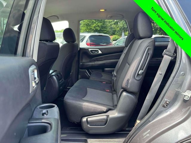 2019 Nissan Pathfinder S