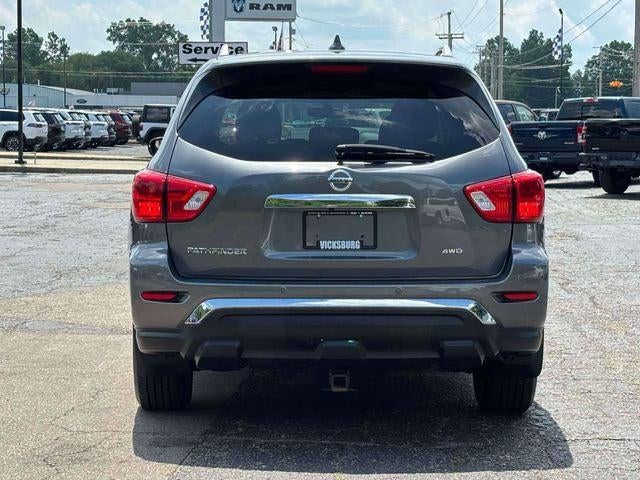 2019 Nissan Pathfinder S