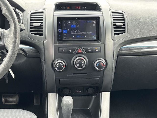 2013 Kia Sorento LX V6