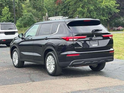 2023 Mitsubishi Outlander ES 2.5 2WD