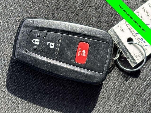 2020 Toyota Prius LE