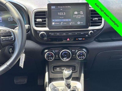 2023 Hyundai Venue SEL
