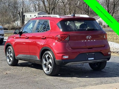 2022 Hyundai Venue SEL