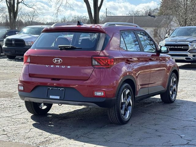 2022 Hyundai Venue SEL