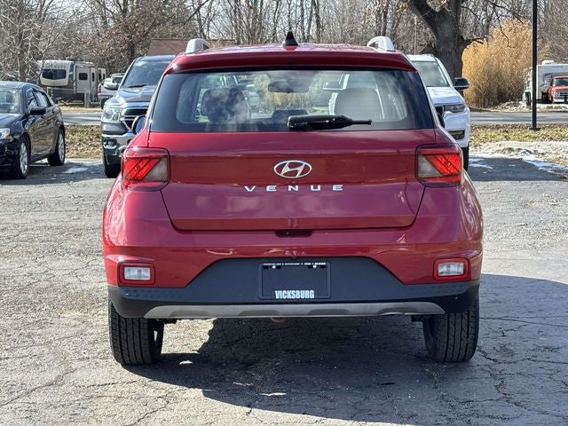 2022 Hyundai Venue SEL