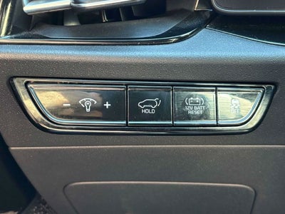 2023 Kia Niro SX Touring