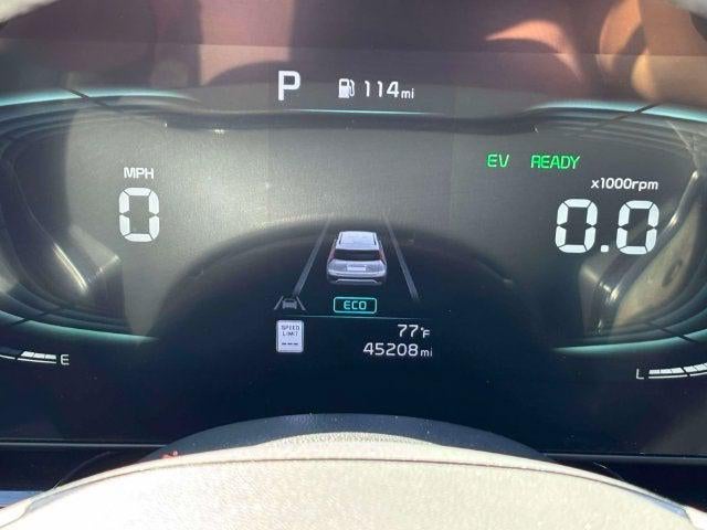 2023 Kia Niro SX Touring