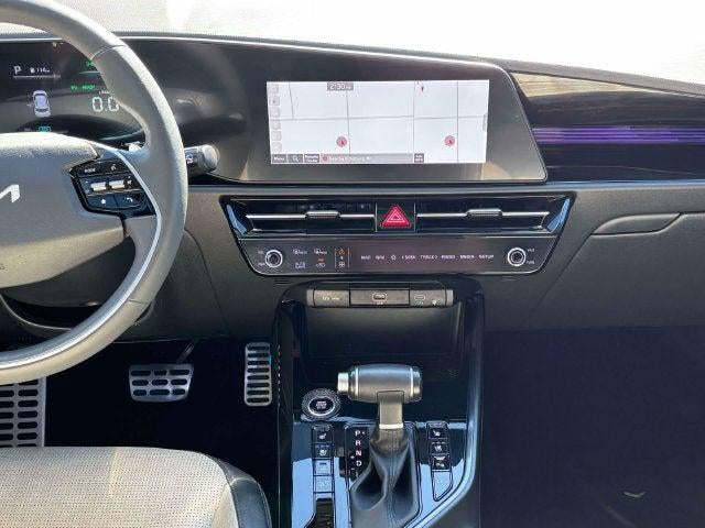 2023 Kia Niro SX Touring