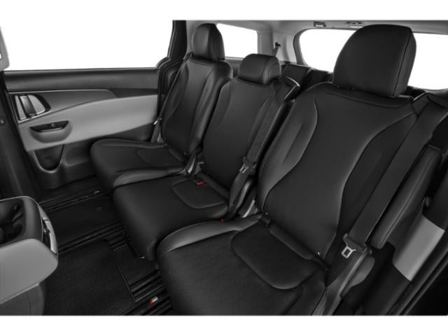2022 Kia Carnival LX