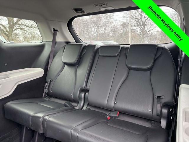 2024 Kia Carnival MPV LX Seat Package