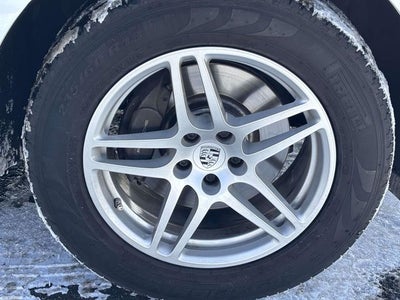 2018 Porsche Macan Base