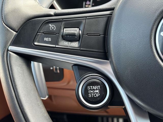 2017 Alfa Romeo Giulia Ti RWD