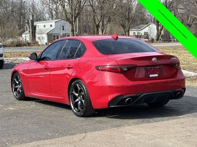 2017 Alfa Romeo Giulia Ti RWD