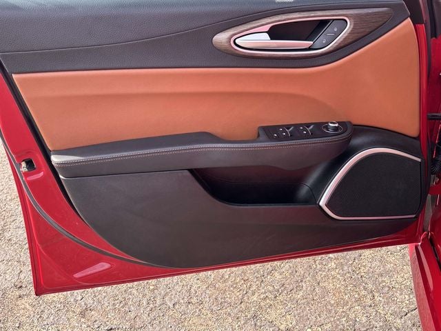 2017 Alfa Romeo Giulia Ti RWD