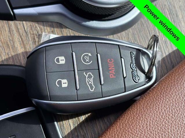 2017 Alfa Romeo Giulia Ti RWD