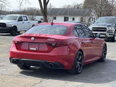 2017 Alfa Romeo Giulia Ti RWD