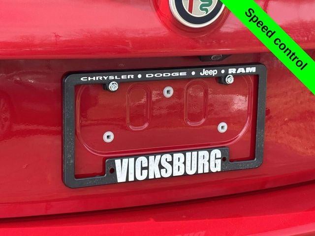 2017 Alfa Romeo Giulia Ti RWD